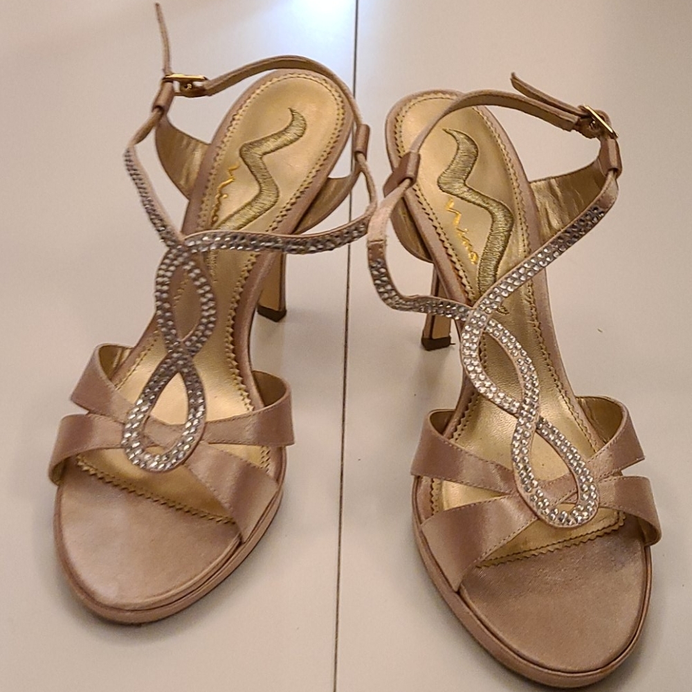 Dressy heels wedding party